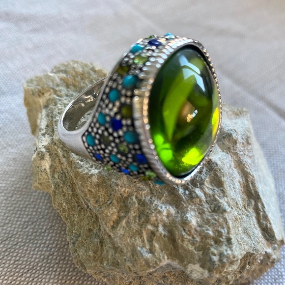 Ring - Picture 2 of 2